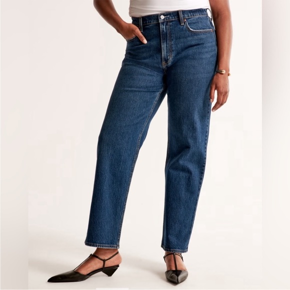 Abercrombie & Fitch Women’s Vintage Straight High Rise Jeans in Dark Wash NWT - Picture 1 of 12